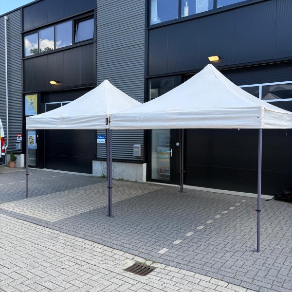 Easy Up Partytent huren 3x3 (Pro) zonder zijwanden